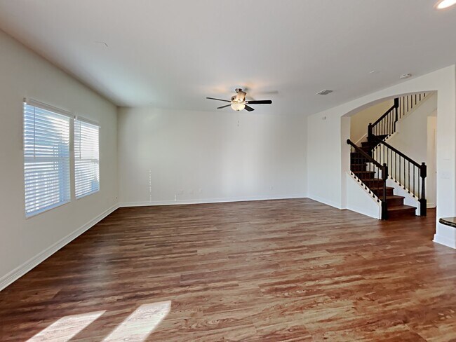 Building Photo - 919 Lambshead Draw