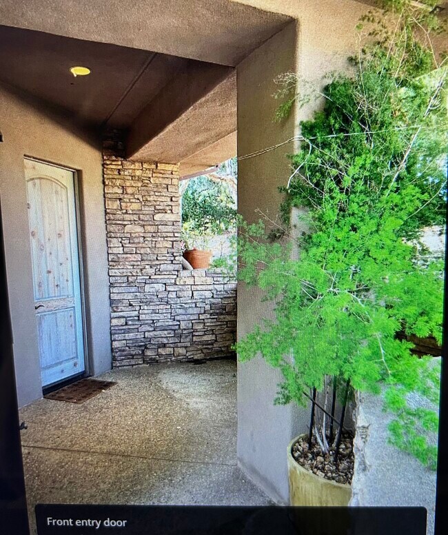 Foto del edificio - 5476 Quail Meadows Dr