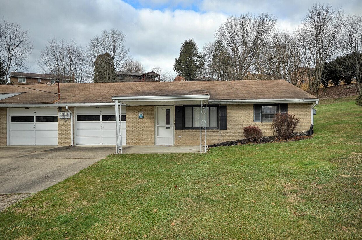 Foto principal - 36 Sunnycrest Dr