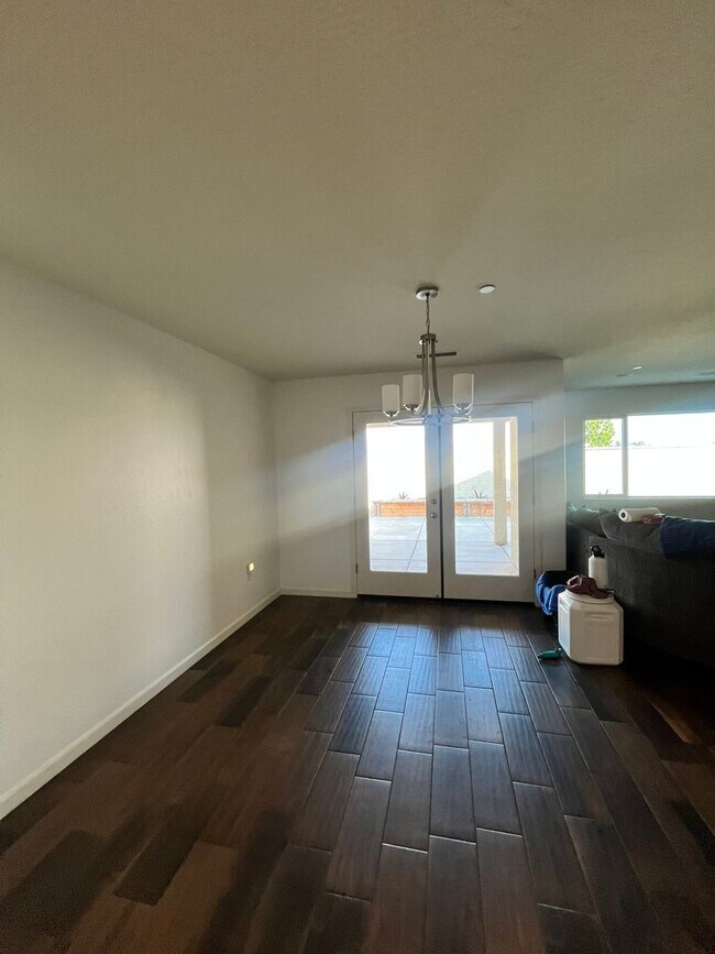 Foto del edificio - 1517 S Barberry Pl