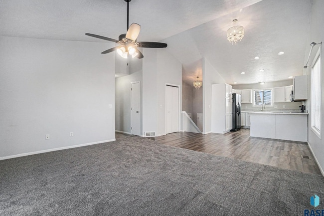 Building Photo - 3606 W Hughes Pl