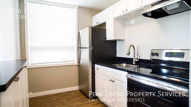 Foto del edificio - FULLY RENOVATED 1bd/1ba Large Bay Windows!