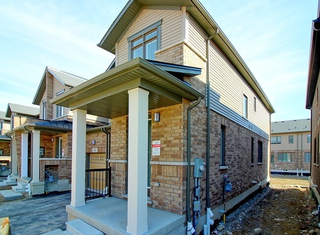 Edge town home - 400 Newman Dr