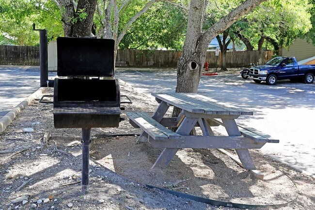 Área de picnic - Silver Creek Apartments