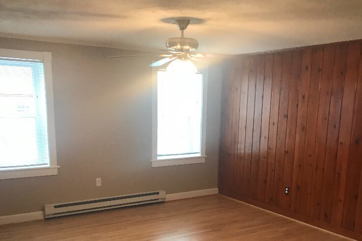 Living Room - 400 S Mildred St
