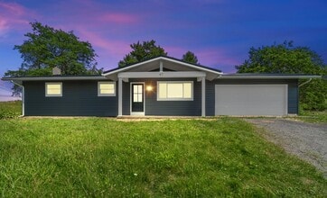 Building Photo - 47 Allan Dr