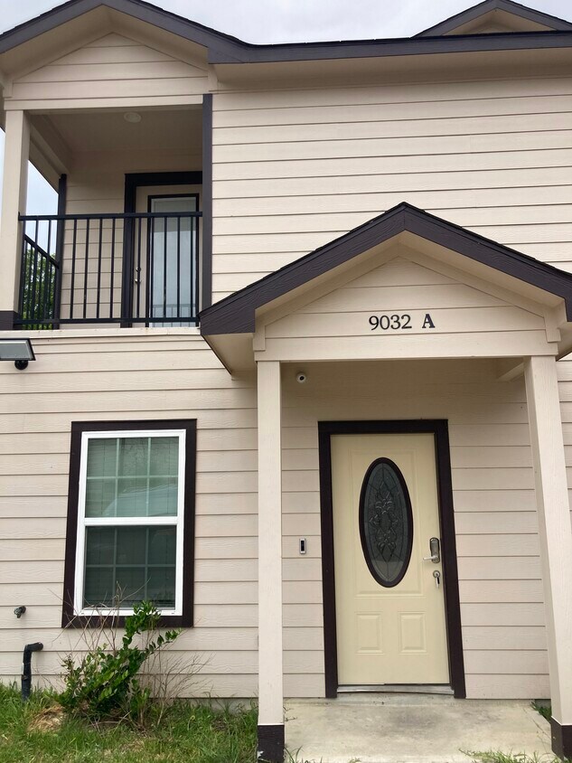 Foto principal - 9032 Jutland Rd