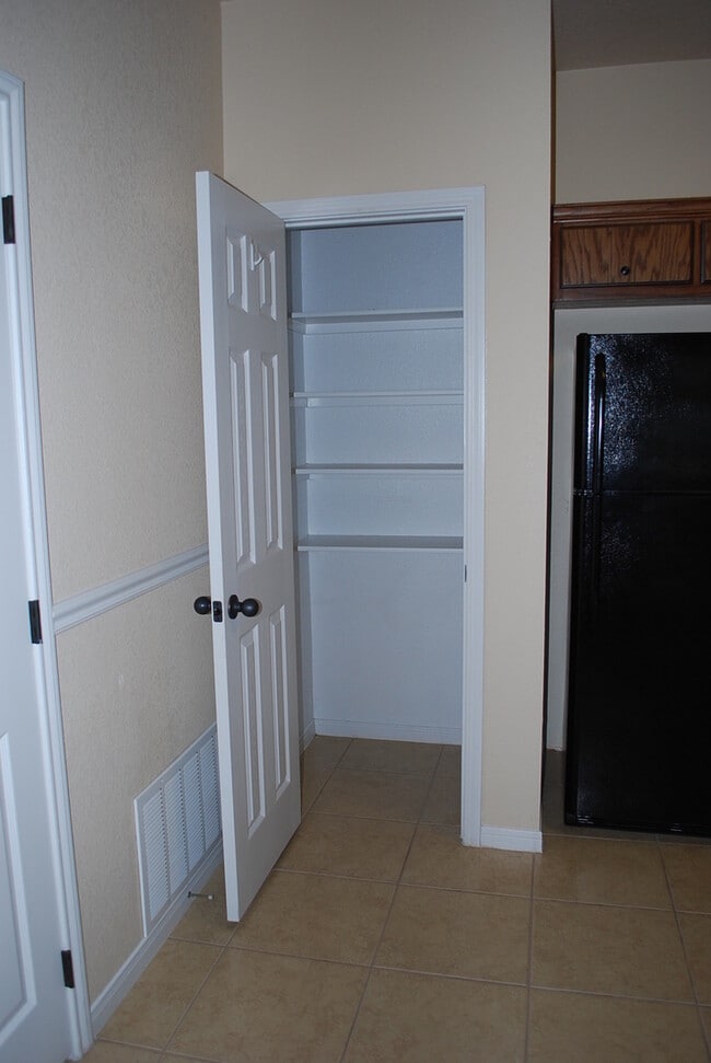 Building Photo - 1700Tru