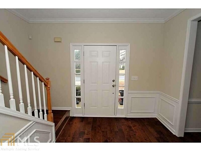Building Photo - 3715 Lakeheath Dr