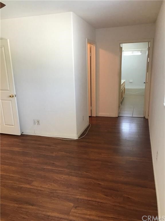 Building Photo - 1527 Esparza Ct