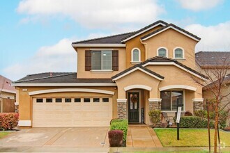 Building Photo - 1641 La Guardia Cir
