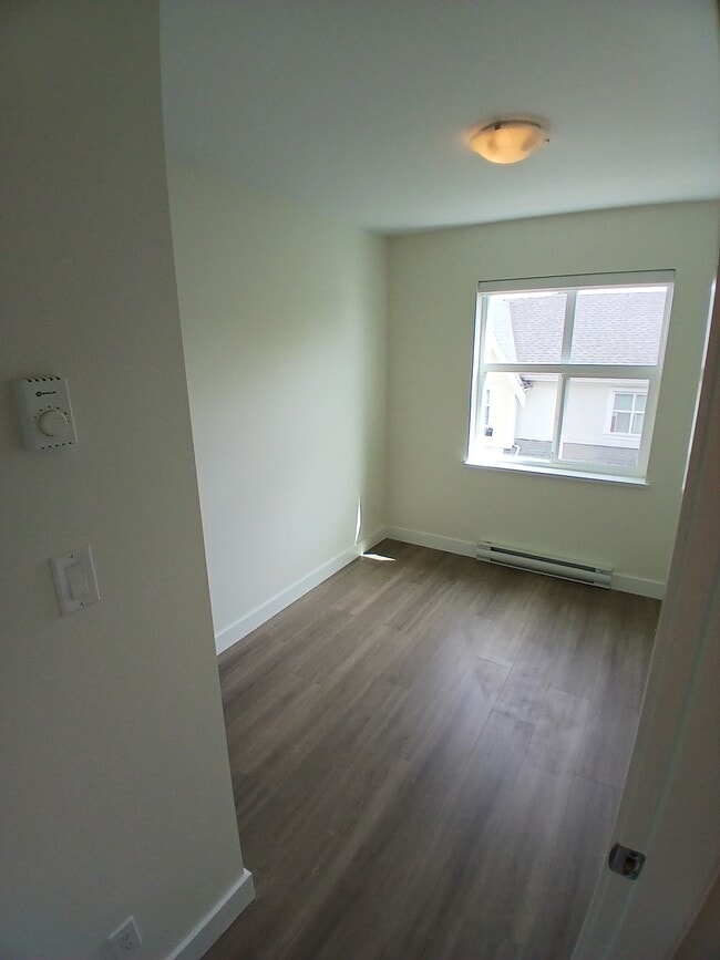 Building Photo - 7250 18th Av