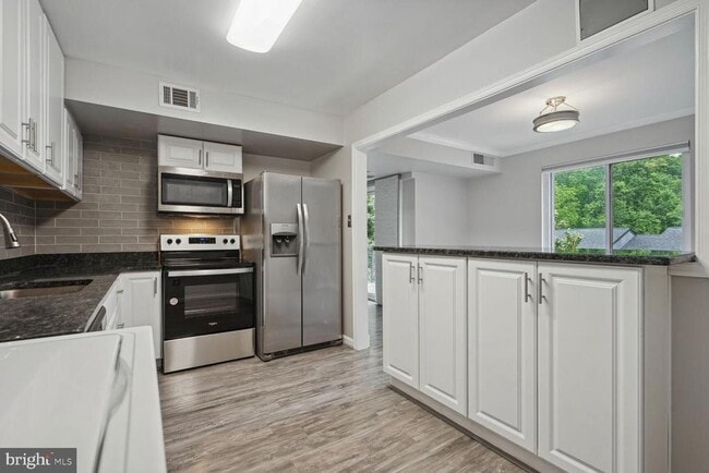 Building Photo - 3107 Buccaneer Ct