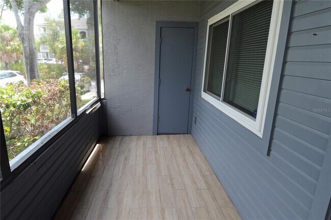 Building Photo - 10265 Gandy Blvd N