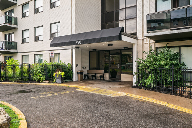 Extérieur - 380 Gibb St
