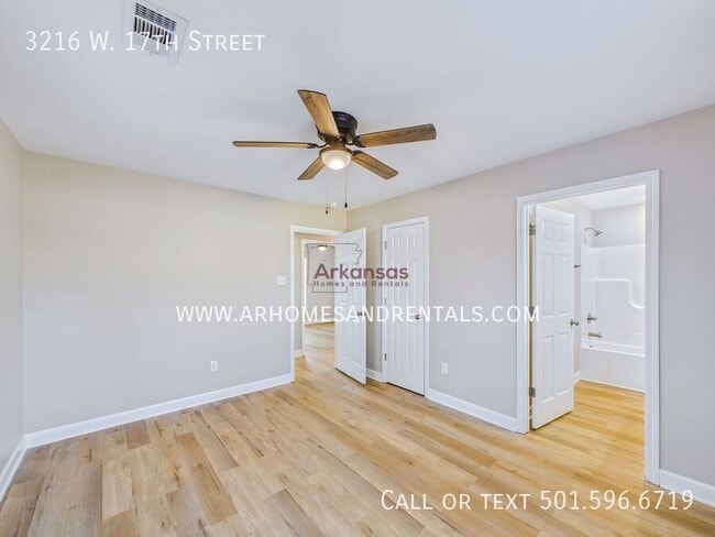 Building Photo - 3216 W 17th St