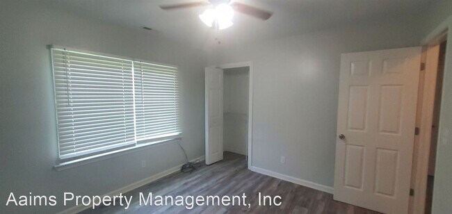 Building Photo - 3 br, 2 bath House - 1091 Pleasant Oak Drive