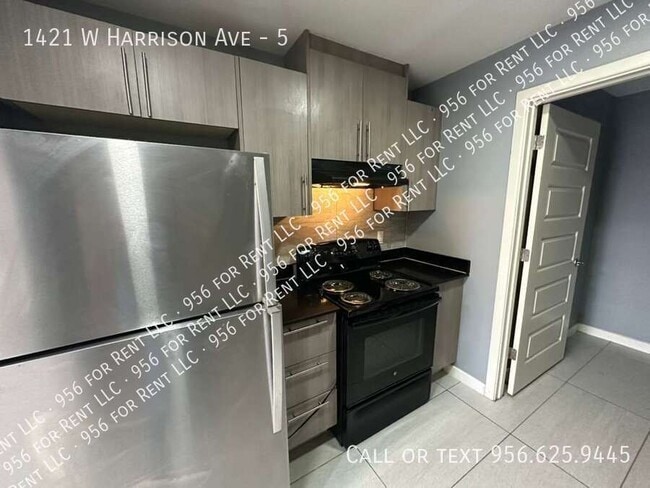 Building Photo - 1421 W Harrison Ave