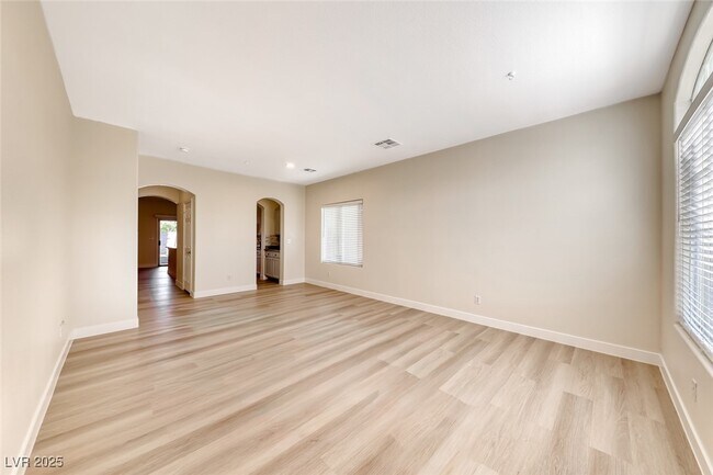 Foto del edificio - 7644 Borealis St