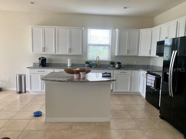 Building Photo - 5118 Claremont Ct