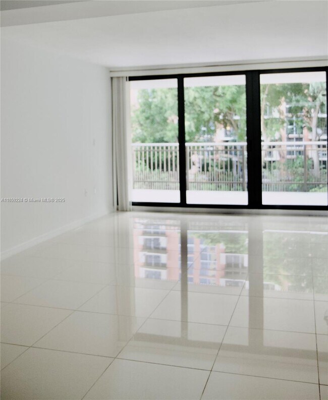 Foto del edificio - 2901 S Bayshore Dr