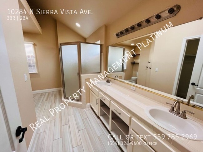 Building Photo - $2,495 - Northeast Fresno 3 Bedroom Home M...