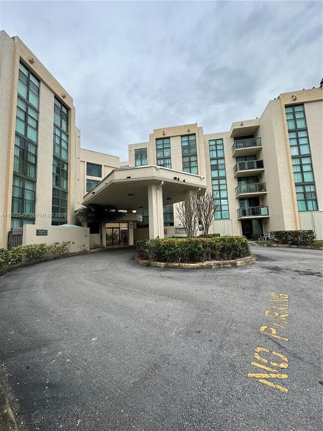 Building Photo - 2055 SW 122nd Ave