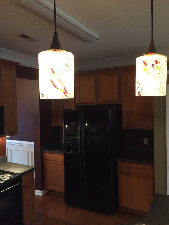 Building Photo - *** 1/2 OFF FIRST FULL MONTH OF RENT***