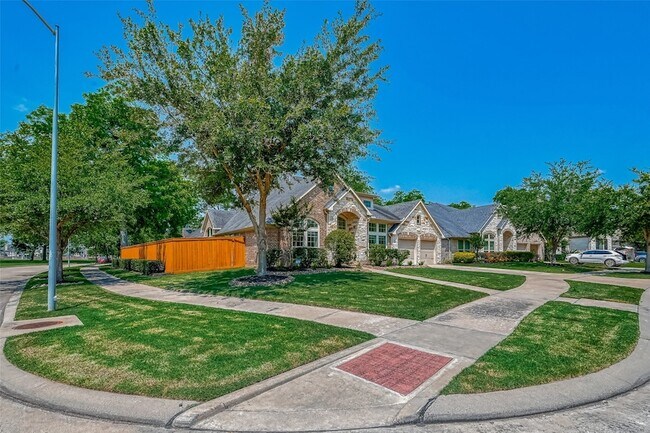 Foto del edificio - 5918 Emmit Creek Ln