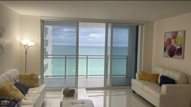 Foto del edificio - 2030 S Ocean Dr