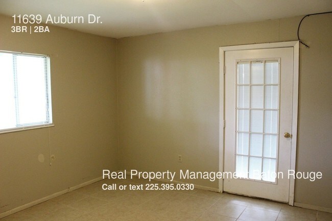 Building Photo - 11639 Auburn Dr