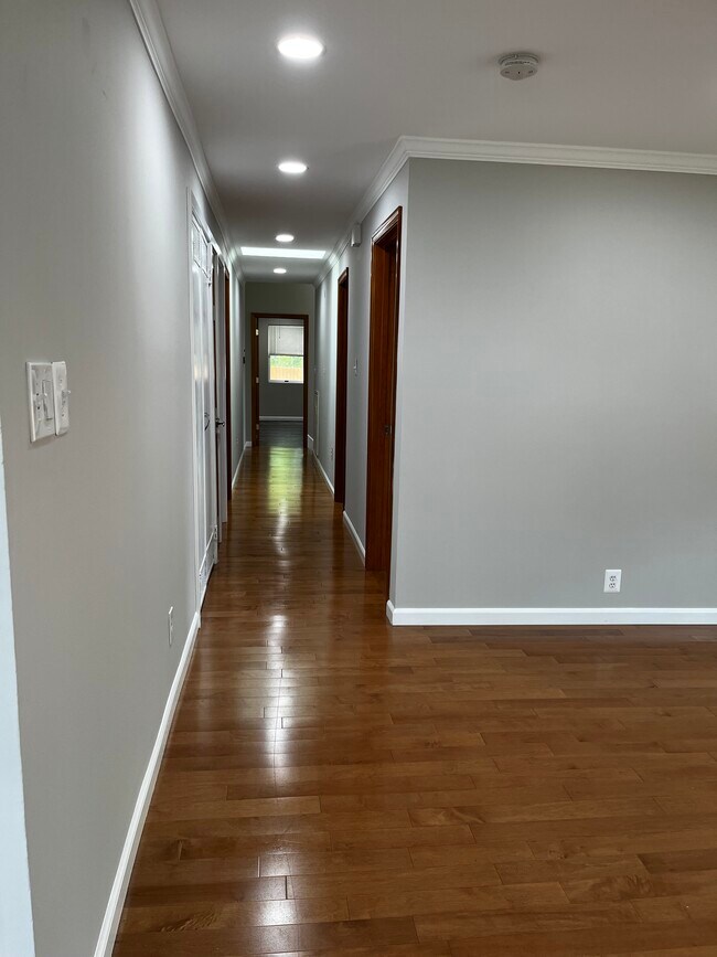 Foto del edificio - 3355 Gallows Rd