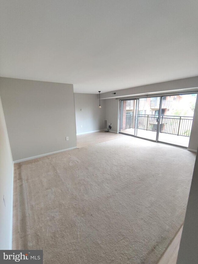Foto del edificio - 7358 Lee Hwy