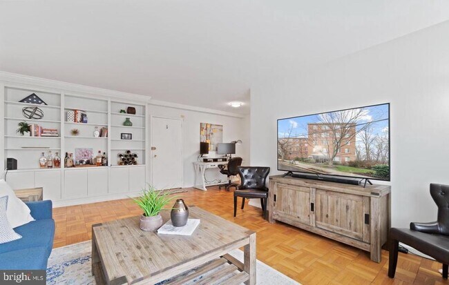 Foto del edificio - 4100 W St NW