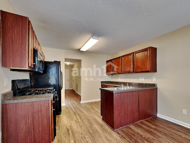 Foto del edificio - 6649 Overlook Ridge