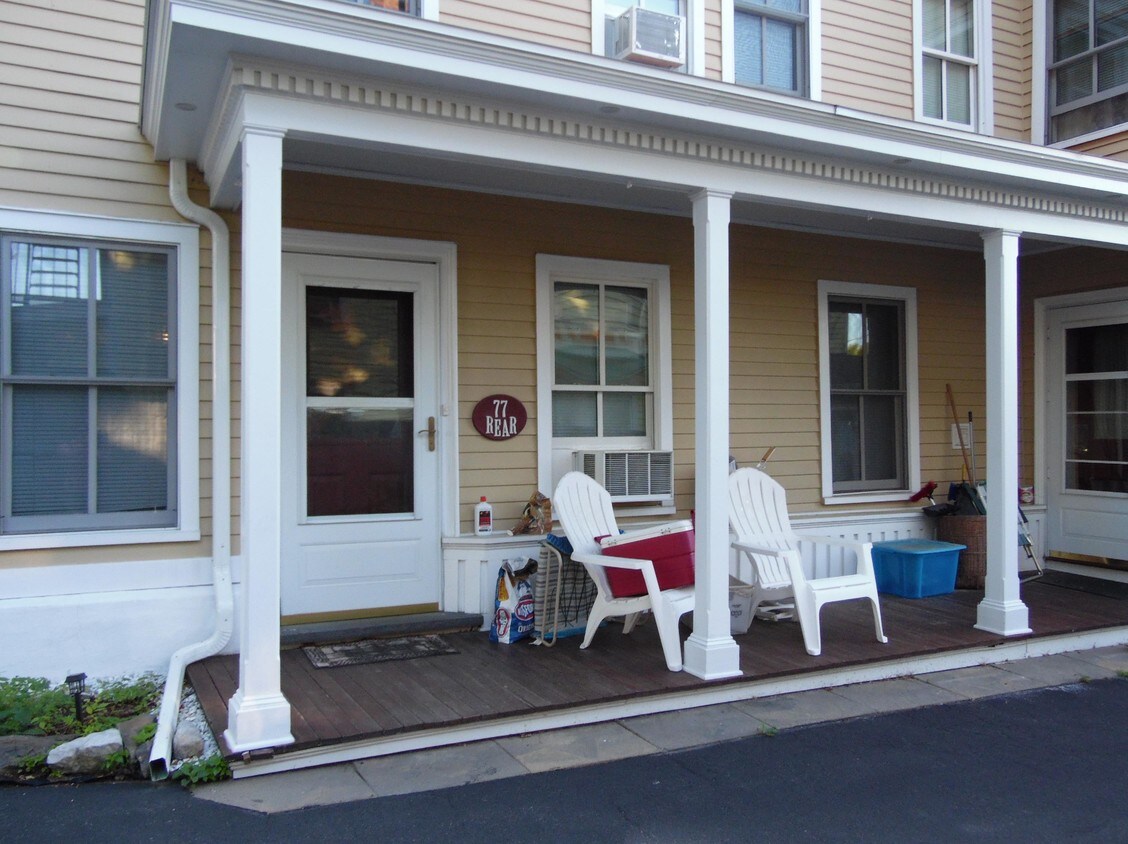 Side porch entrance - 77 Phila St