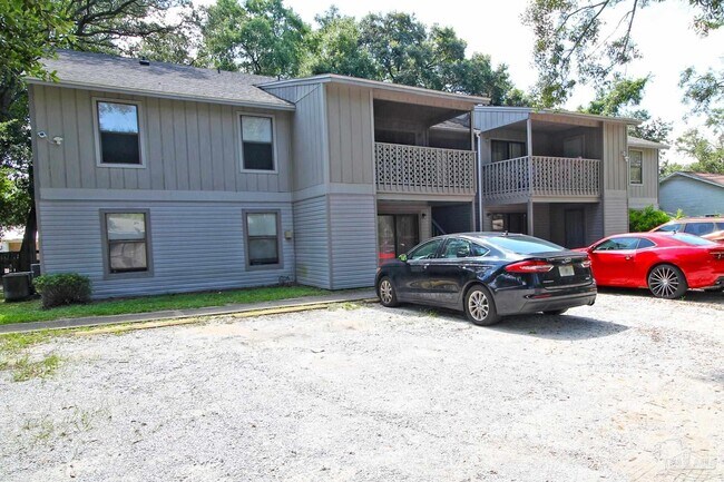 Foto del edificio - 7116 Pearson Rd