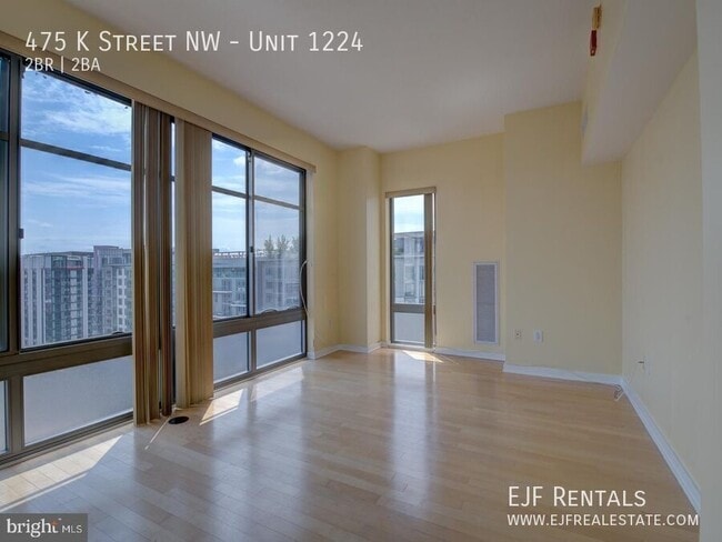 Building Photo - 475 K St NW
