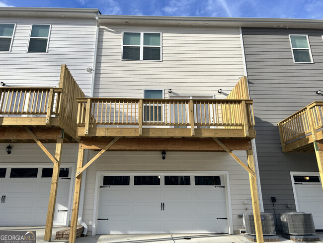 Building Photo - 1253 Cade's Walk