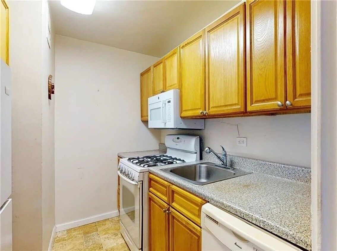 Beautiful 1 Bedroom 1 Bathroom Available - Beautiful 1 Bedroom 1 Bathroom  Available