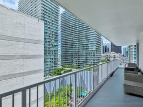 Building Photo - 1250 S Miami Ave