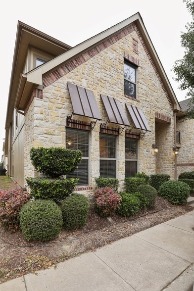 Foto del edificio - 8920 Soldiers Home Ln