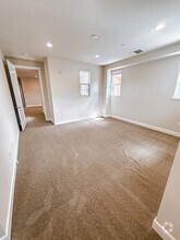 Building Photo - 584 Sandalwood Dr