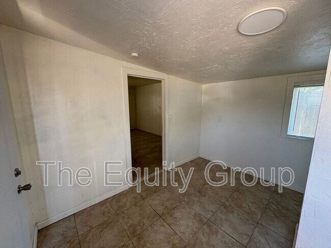 Foto del edificio - 38745 1/2 Campbell Dr