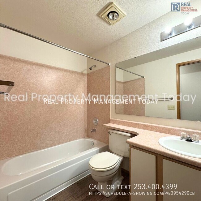 Foto del edificio - 17624 1st Ave S