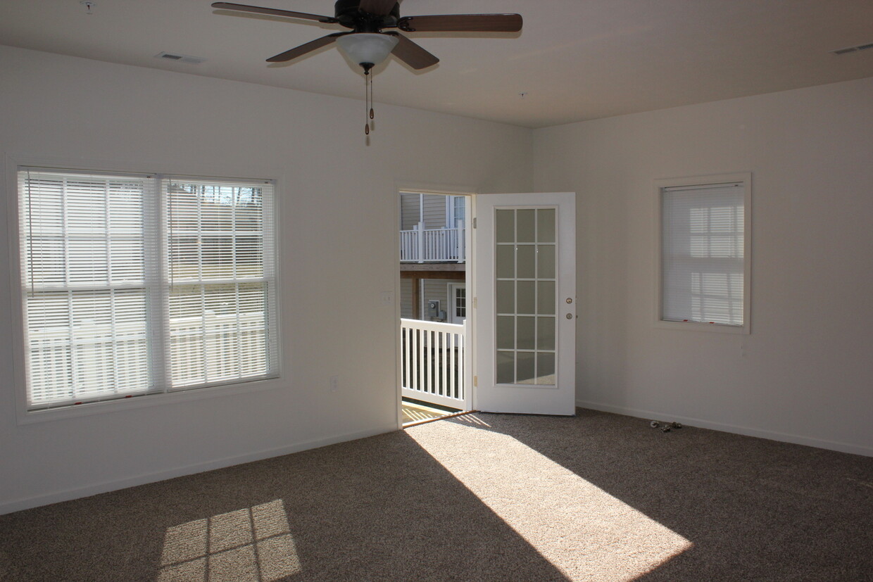 Primary Photo - Two Master Suite Apartment Townhouse