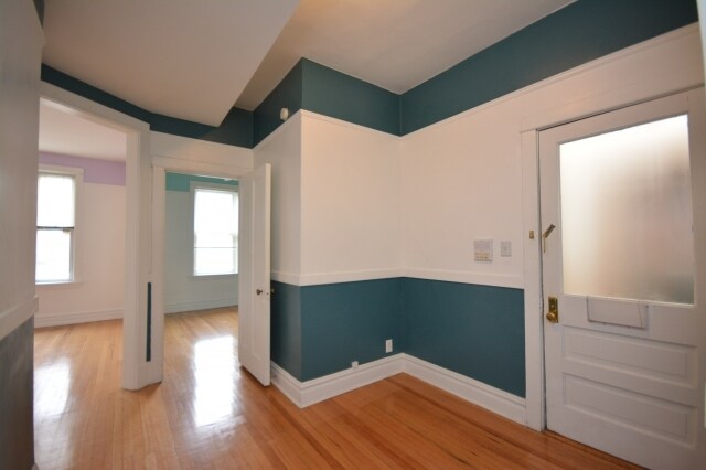 Foto del edificio - 5457 N Broadway St