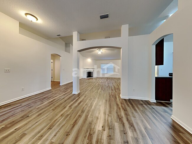 Foto del edificio - 10621 Chester Park Court