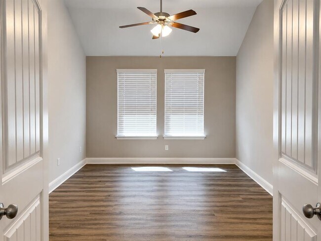 Building Photo - 18512 Rio Chama Ln