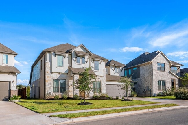 Building Photo - 312 Palatino Bend